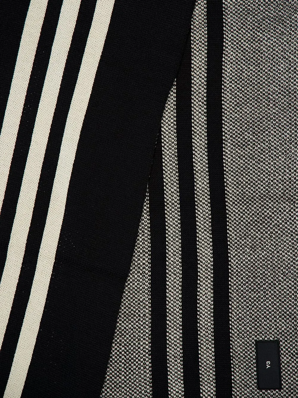 Black 3-Stripe Classic Scarf