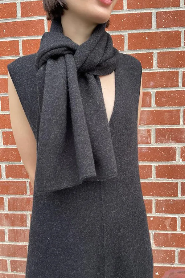 Double Knit Scarf in Black Melange