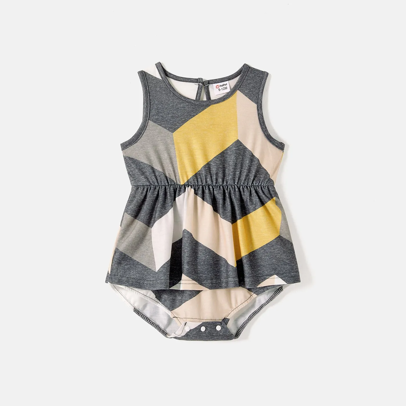 Family Matching Chevron Striped Halter Maxi Dresses and Short-sleeve Colorblock T-shirts Sets