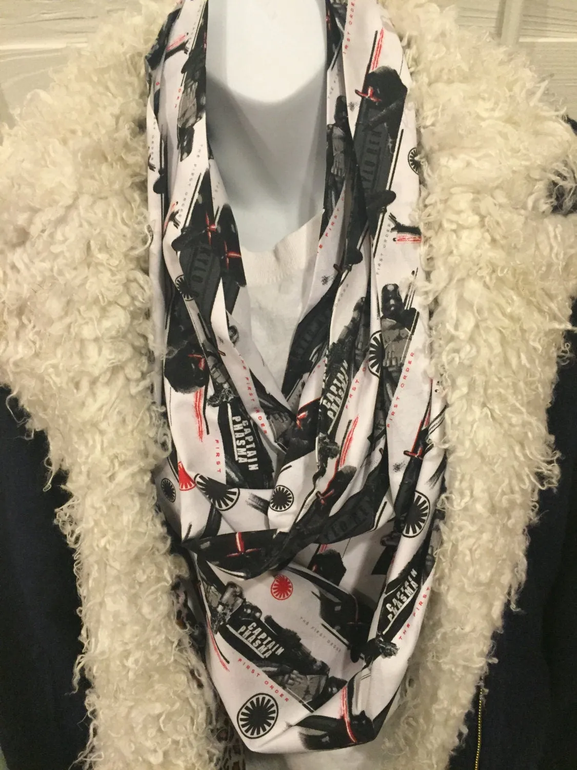 Galactic Elegance: Handmade Star Wars Infinity Scarf - Captain Phasma Print - Sci-Fi Fashion Accessory