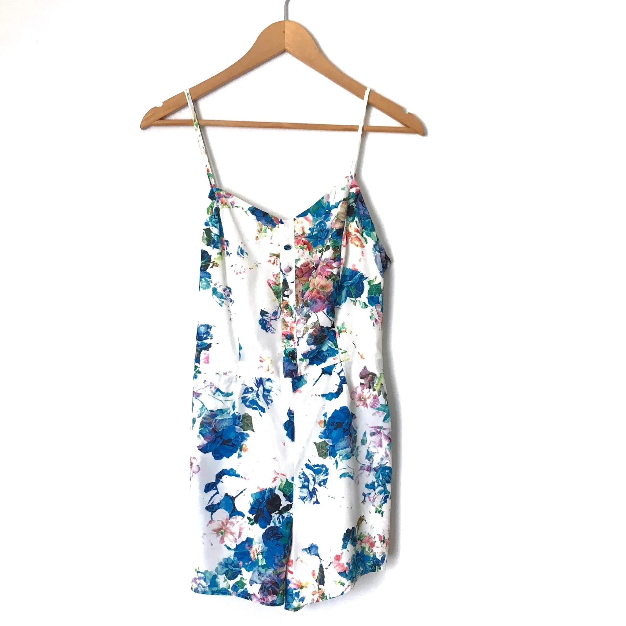 Lovers   Friends Floral Romper with Pockets and Exposed Back- Size S