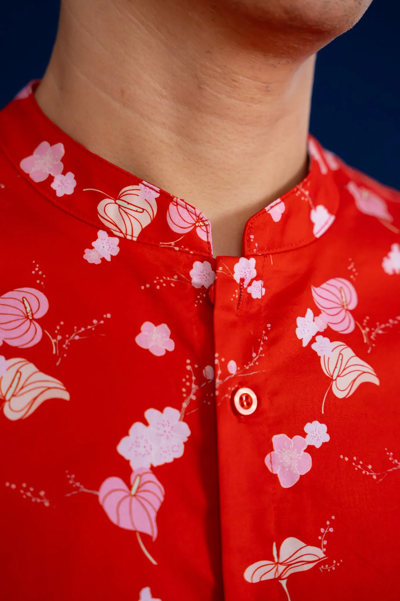 Men's Mandarin-collared Shirt - Red Blossom Lily