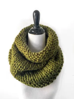 Neckwarmer in Cilantro