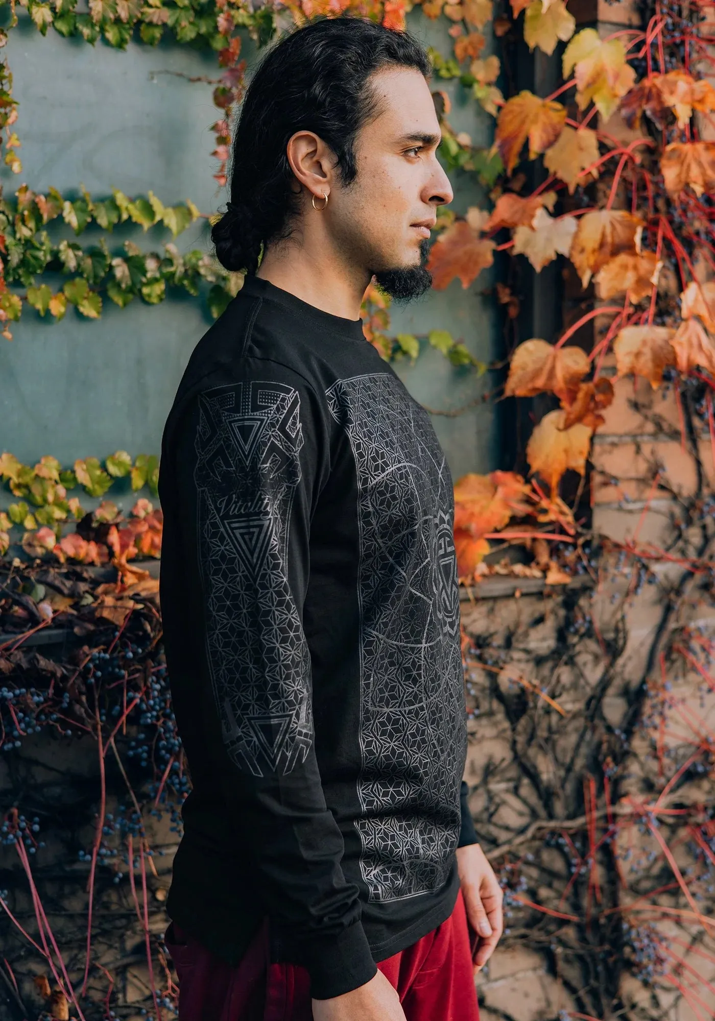 Rythmatix - VITALITY LONG SLEEVE (BLACK ON BLACK) T-SHIRT