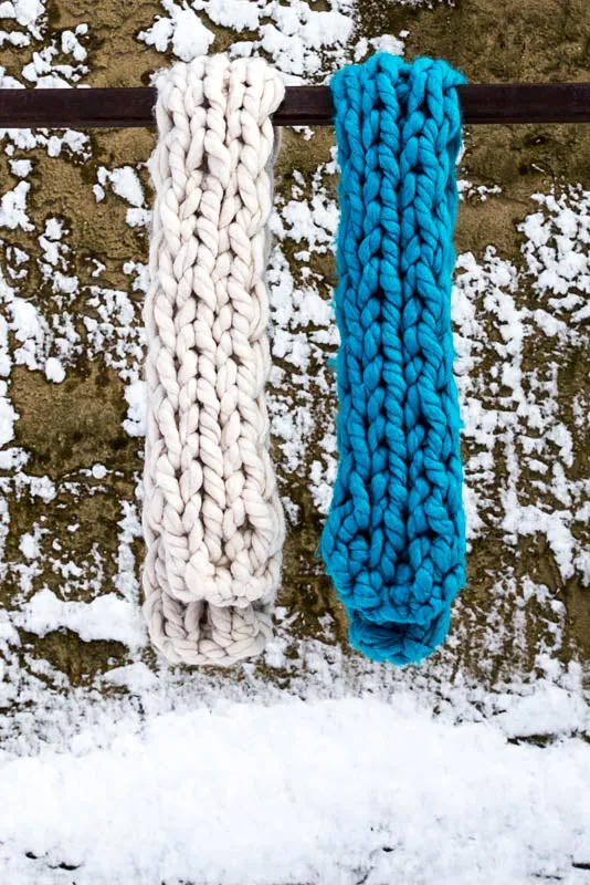 Teal Puffy Knit Scarf