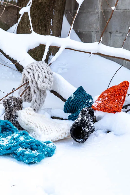 Teal Puffy Knit Scarf